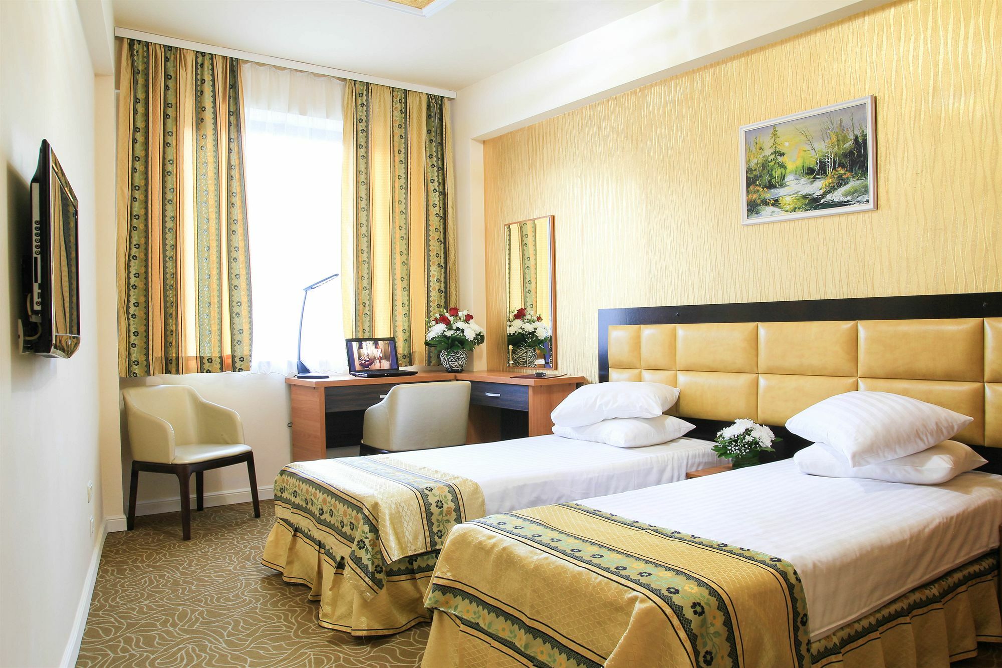 Kosher Hotel Lev Or บูคาเรสต์ ภายนอก รูปภาพ